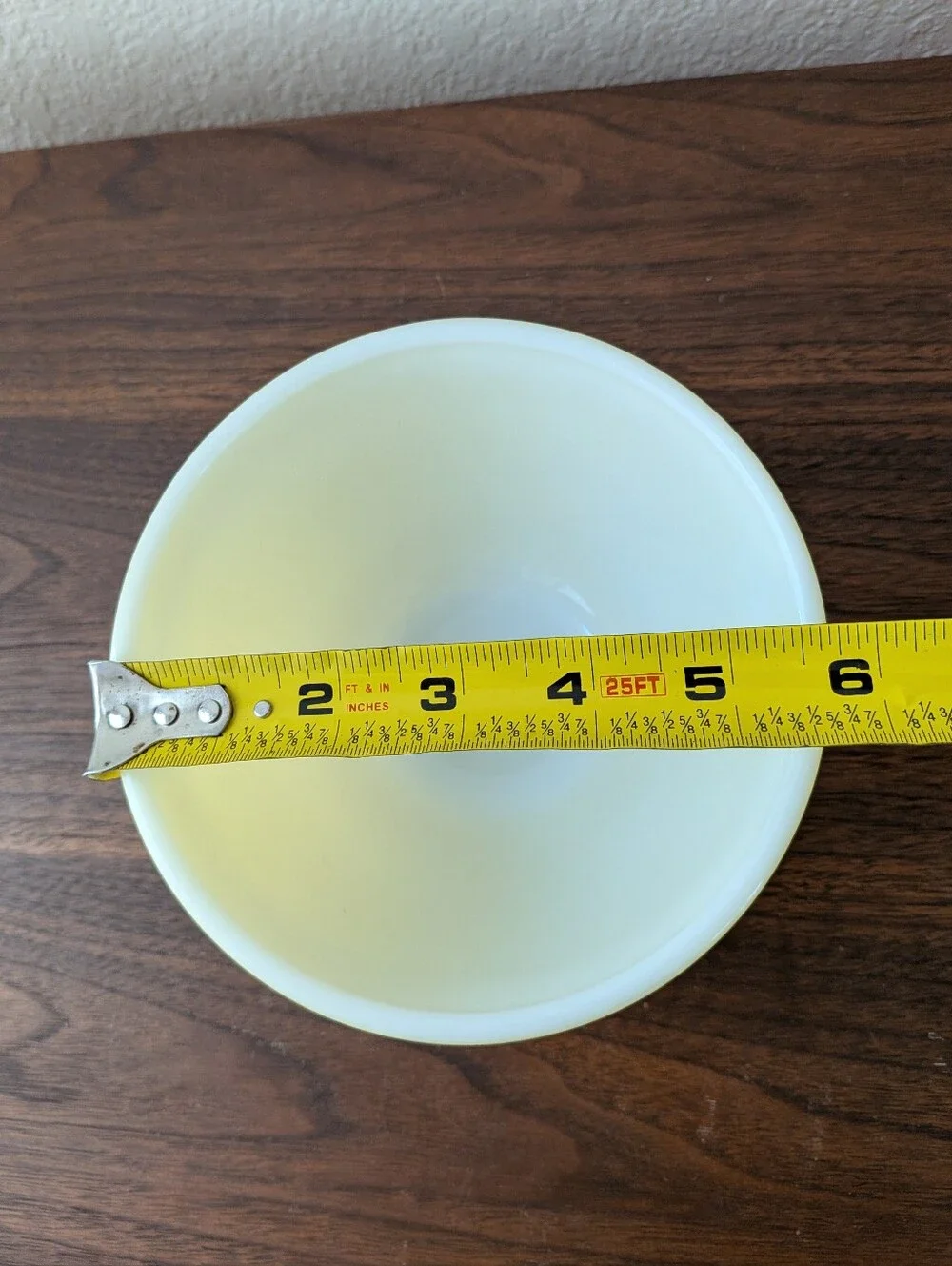 Vintage Pyrex Yellow Bowl 401  1 1/2 pt Small Nesting Bowl Excellent Condition